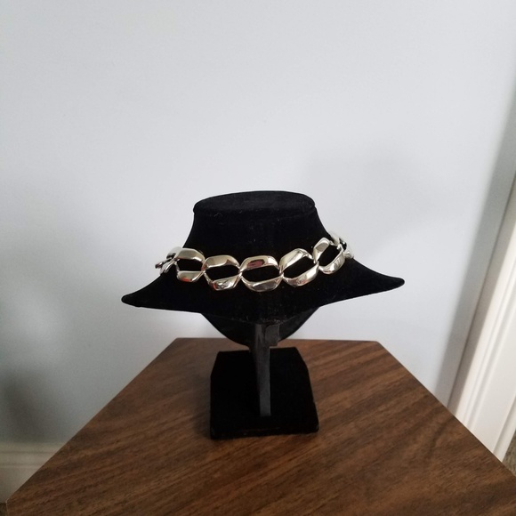 🔴   Beautiful necklace  🔴 - Picture 3 of 3